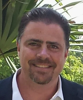 Dr. Gerardo Valdes, MD